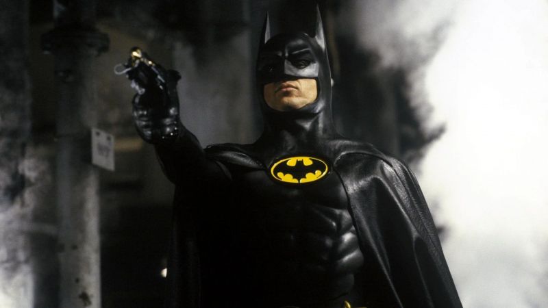 Flash - oto nowy Batwing Batmana Michaela Keatona? Jest zdjęcie zabawki
