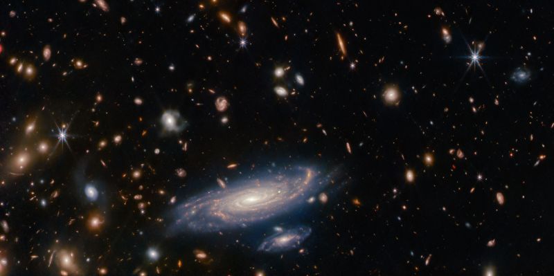 Teleskop Webba - galaktyka spiralna LEDA 2046648