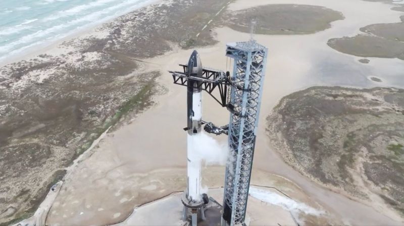 Starship - król rakiet po raz pierwszy zatankowany w pełnej gotowości [WIDEO]. SpaceX testuje system startowy