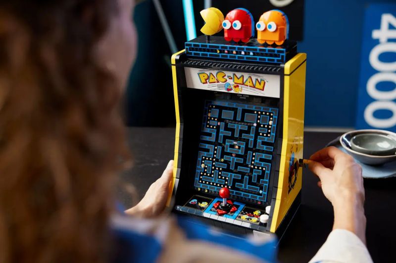 LEGO Pac-Man - zbuduj automat do gry z klocków. Ten zestaw to prawdziwy wehikuł czasu