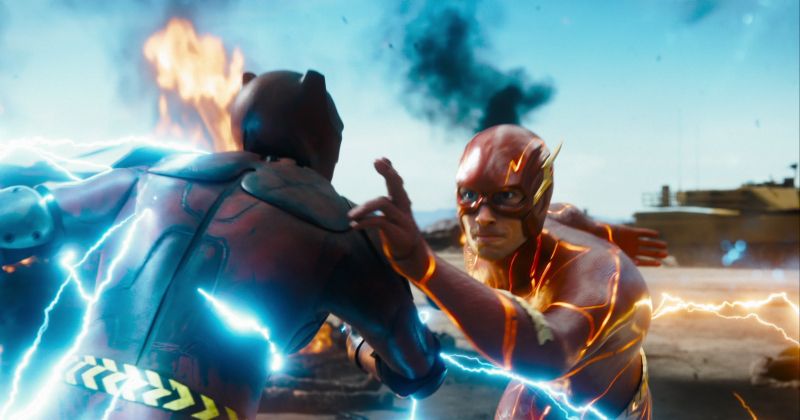 Flash honoruje DCEU Zacka Snydera? Reżyser o niespodziankach