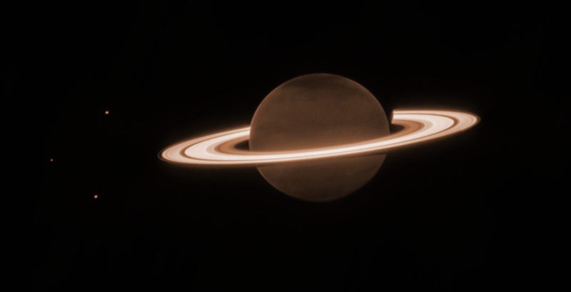 Teleskop Webba - Saturn - nowe zdjęcie