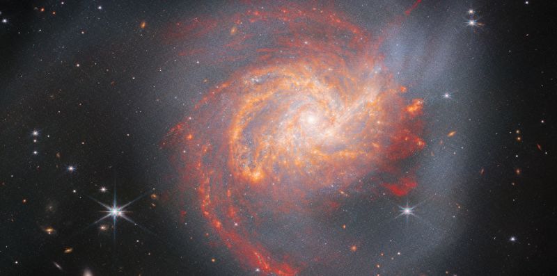 Teleskop Webba - NGC 3256