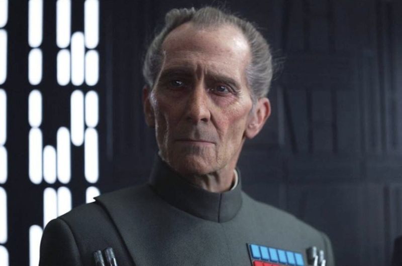 Guy Henry jako Tarkin - zdjęcie z Łotra 1