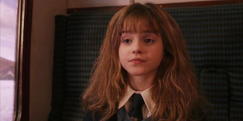 Harry Potter i Kamień Filozoficzny: Emma Watson nosi sztuczne zęby w jednej ze scen. Zauważyliście to?