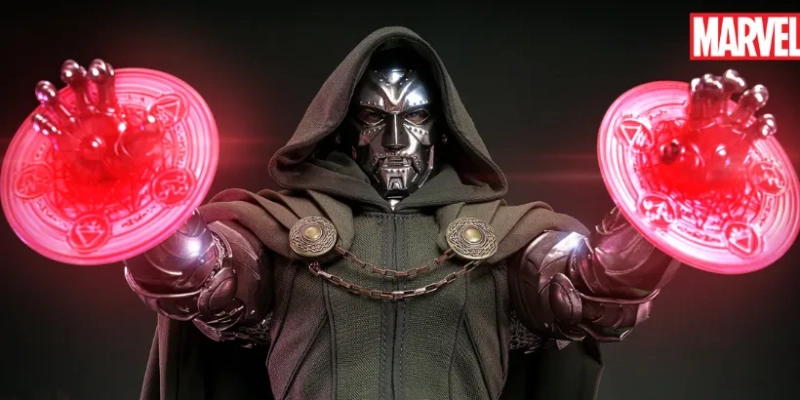 Doktor Doom - figurka kolekcjonerska od Hot Toys