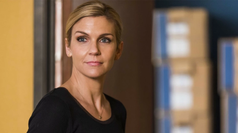 Rhea Seehorn w 