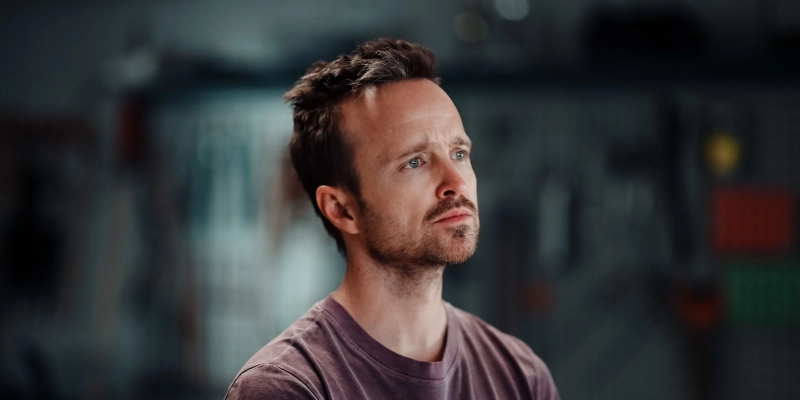 Aaron Paul w Dual (2022)