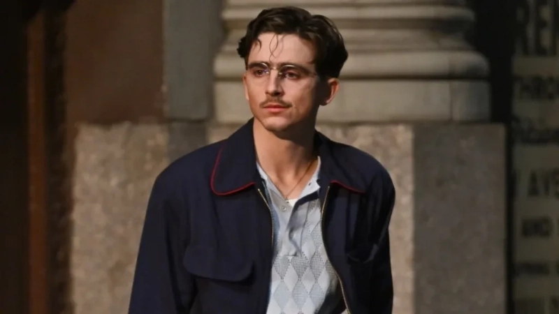 Wielki Marty - Timothee Chalamet 