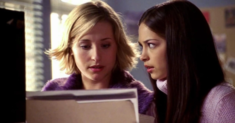 Allison Mack i Kristin Kreuk - Smallville