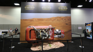 comic-con-2015-convention-floor-picture-image-101-600×338