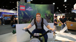 comic-con-2015-convention-floor-picture-image-261-600×338