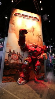 comic-con-2015-convention-floor-picture-image-44-338×600