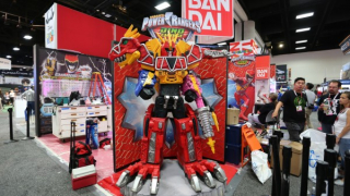 comic-con-2015-convention-floor-picture-image-50-600×338