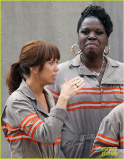 female-ghostbusters-cast-first-photo-in-costume-05