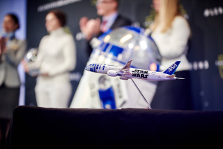 Odrzutowiec R2D2 Ana Jet 2