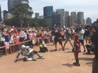 Iron Boy ratuje Syndey