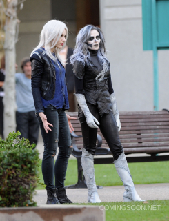 Supergirl i Flash - crossover - zdjęcie