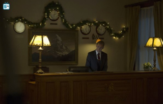 Tom Hiddleston w serialu The Night Manager