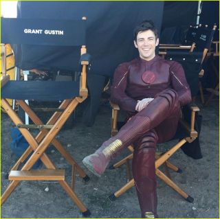 Crossover - Grant Gustin