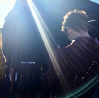 Crossover - Grant Gustin