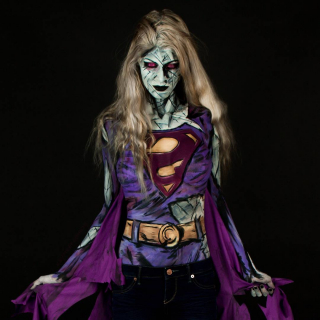 Niesamowity body painting