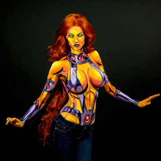 Niesamowity body painting