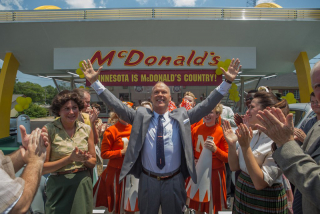 Michael Keaton jako Ray Kroc w filmie The Founder