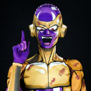 Niesamowity body painting
