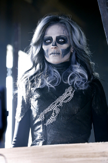 Italia Ricci - Silver Banshee - zdjęcie z Supergirl