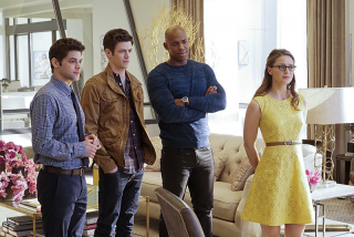 Grant Gustin, Mehcad Brooks, Mellisa Benoist - zdjęcie z Supergirl