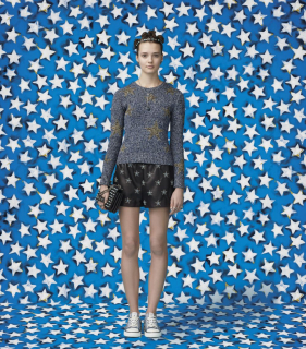 Dom mody Valentino - Wonder Woman