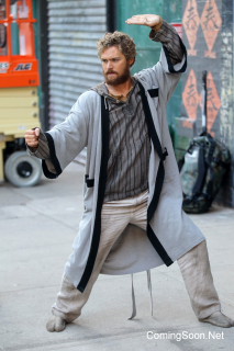 Finn Jones na planie Iron Fist