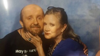 Adam Siennica i Carrie Fisher