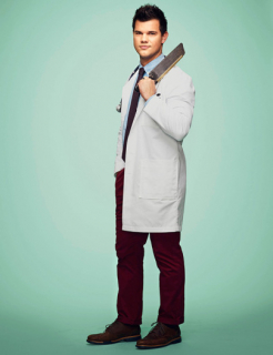 Taylor Lautner jako Dr. Cassidy Cascade