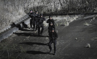 Hawaii 5.0 - zdjęcie z 2. odcinka 7. sezonu