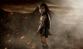 Wonder Woman - Nellee Rossi - zdjęcie