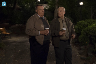 Brooklyn 9-9 i Jess i chłopaki - zdjęcie z crossoveru