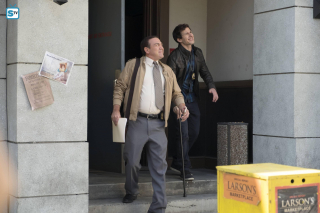 Brooklyn 9-9 i Jess i chłopaki - zdjęcie z crossoveru