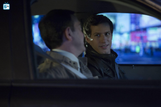 Brooklyn 9-9 i Jess i chłopaki - zdjęcie z crossoveru