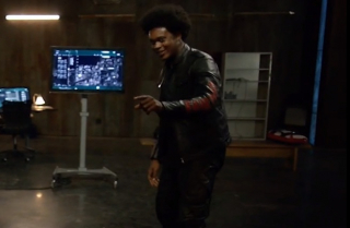 Arrow - Mr. Terrific - zdjęcie