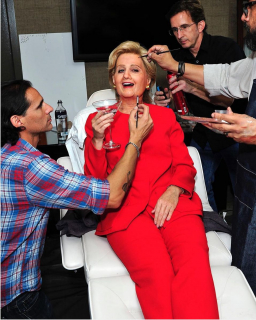 Katy Perry jako Hilary Clinton