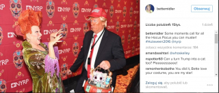 Bette Middler jako postać, którą grała w Hokus Pokus