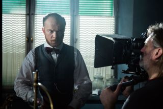 Belle Epoque, Odcinek 2, Eryk Lubos - Henryk,