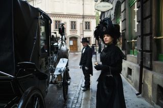 Belle Epoque, Odcinek 1, Weronika Rosati – Misia,