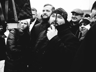Czerwony punkt - oficjalne zdjęcie z planu