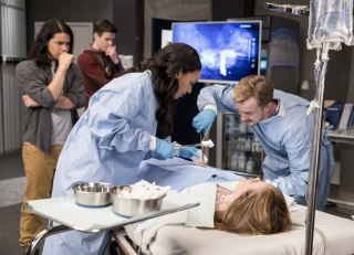 Flash: sezon 3, odcinek 18 - zdjęcie