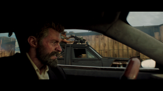 Scena po nałożeniu cyfrowego Jackmana na twarz kaskadera