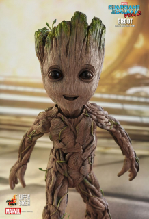 Mały Groot - figurka Hot Toys ze Strażników Galaktyki 2