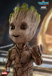 Mały Groot - figurka Hot Toys ze Strażników Galaktyki 2